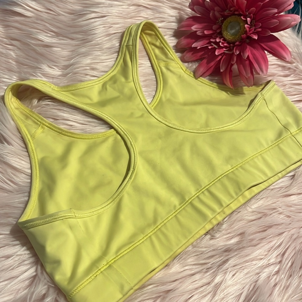 Nike/Victoria Sport/Avia Sports Bra bundle ALL LARGE - Picture 2 of 9